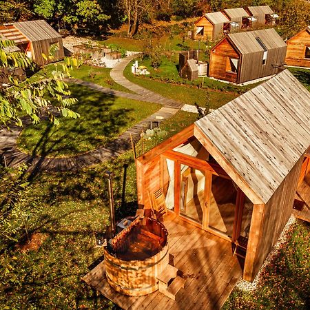 Glamping Mountain Fairy Tale Villa Bistrica pri Trzicu Екстериор снимка