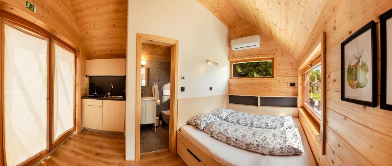 Glamping Mountain Fairy Tale Villa Bistrica pri Trzicu Екстериор снимка